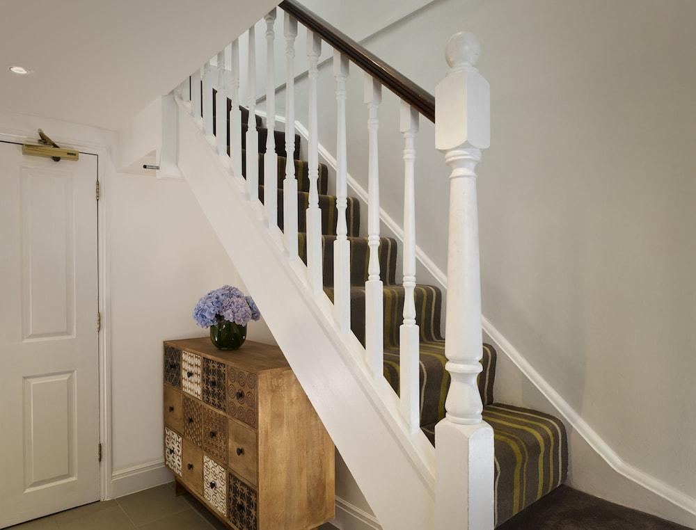 Aparthotel Citadines South Kensington Londra Esterno foto