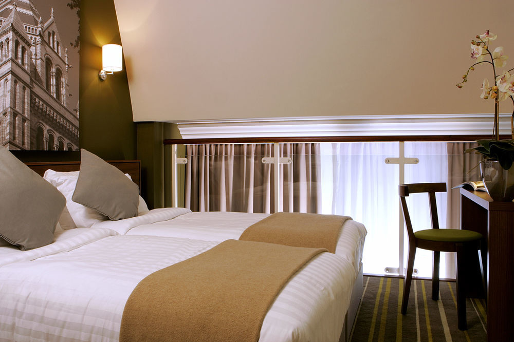Aparthotel Citadines South Kensington Londra Esterno foto