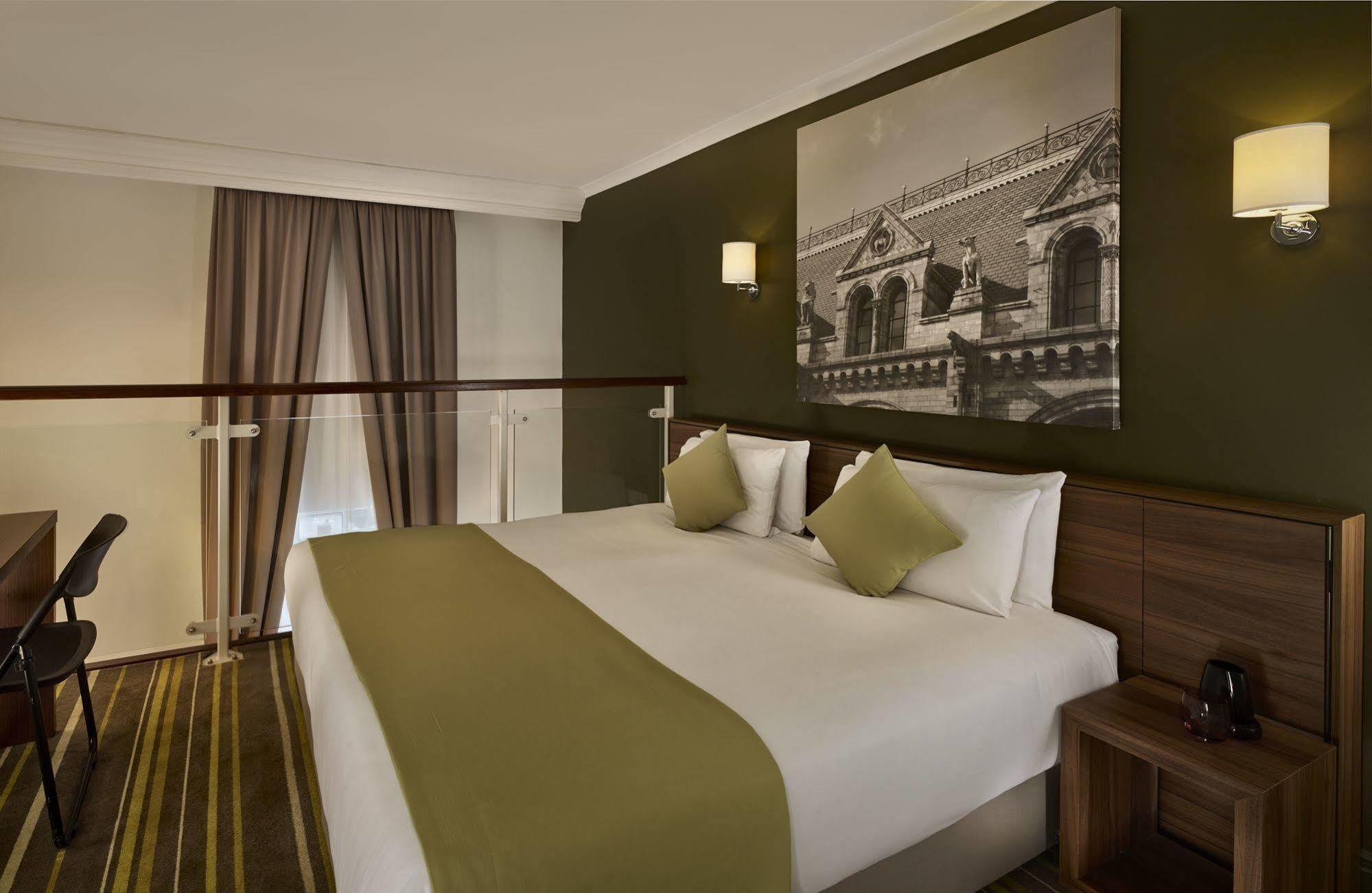 Aparthotel Citadines South Kensington Londra Esterno foto