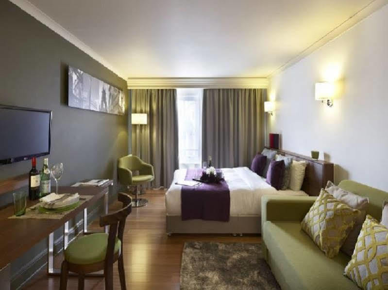 Aparthotel Citadines South Kensington Londra Esterno foto