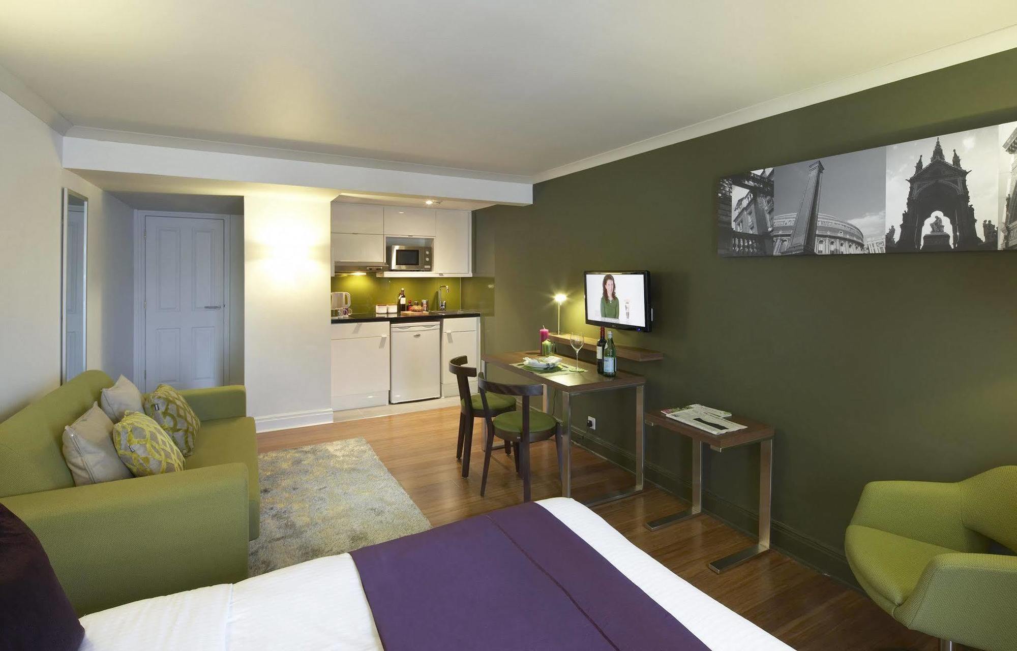 Aparthotel Citadines South Kensington Londra Esterno foto